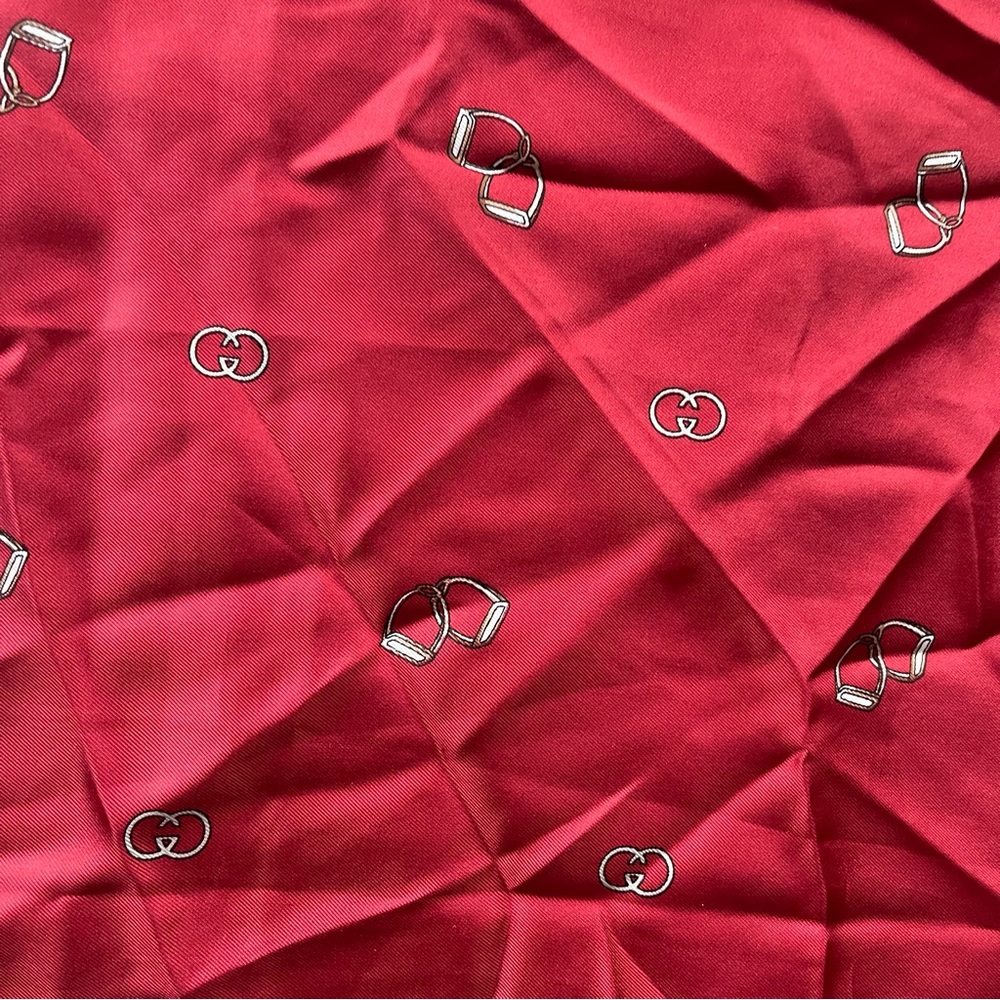 Gucci Silk Vintage Scarf - Picture 9 of 13